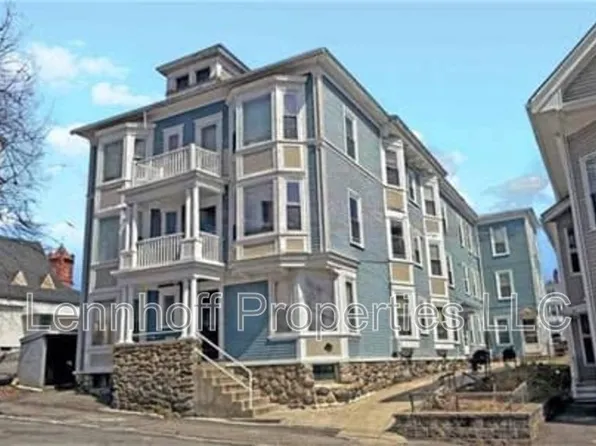 25 Portland St APT 2B, Haverhill, MA 01830