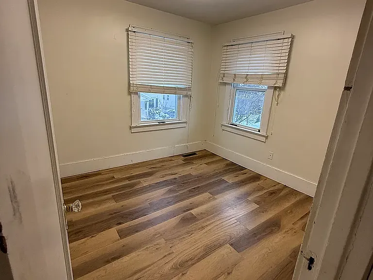 467 Benton St #2 — Photo 6