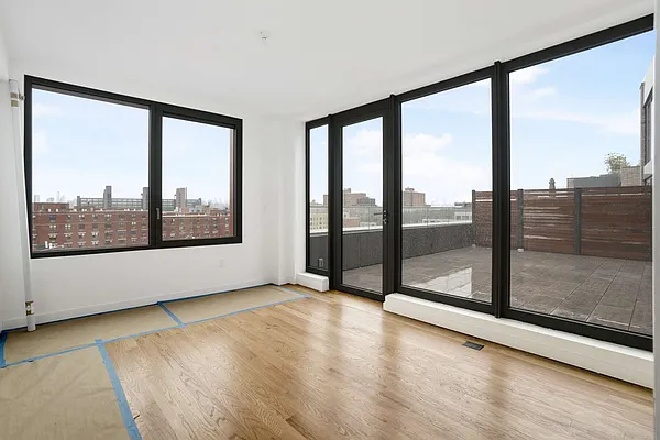 Rented by EXR | media 3