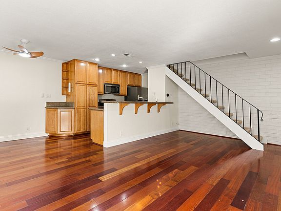 5th image of 8002 Ensenada Dr APT 2
