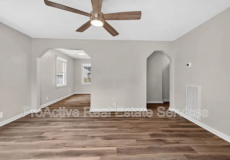 816 Martin Ave — Photo 5