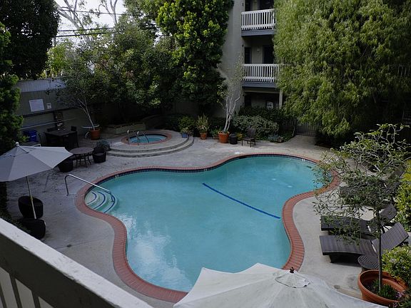 3rd image of 2677 Centinela Ave Unit 306