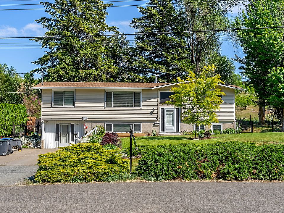 1st image of 2545 Colleen Rd