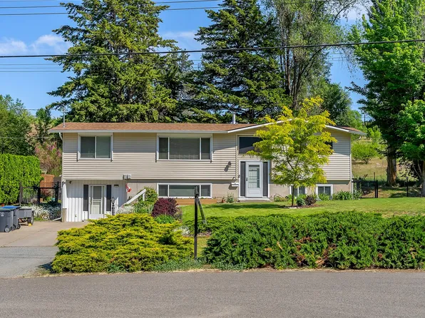 2545 Colleen Rd, West Kelowna, BC V1Z 2K6