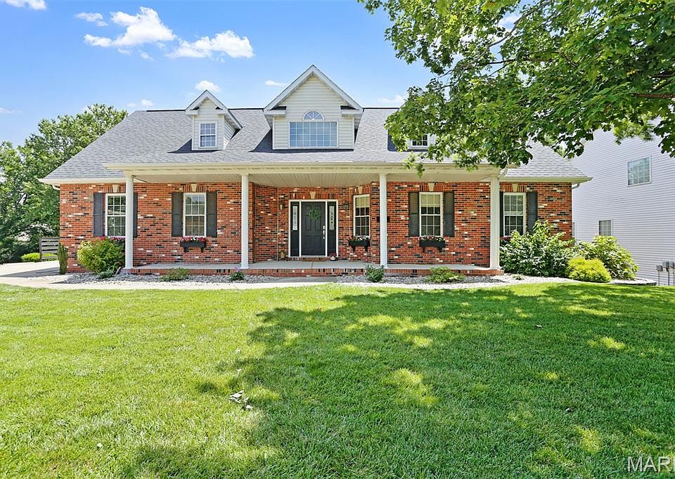 1st image of 222 Sturbridge Blvd