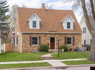 404 Moreland Ave, Mankato, MN 56001