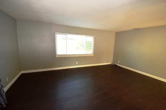 1141 Avon Way — Photo 14