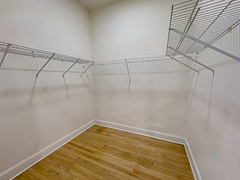 2113 Green St #2F — Photo 17
