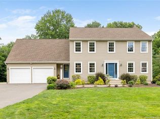 102 Spinners Run, South Windsor, CT 06074