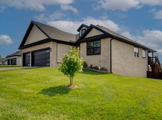 2027 N Cannonade Ct, Springfield, MO 65802