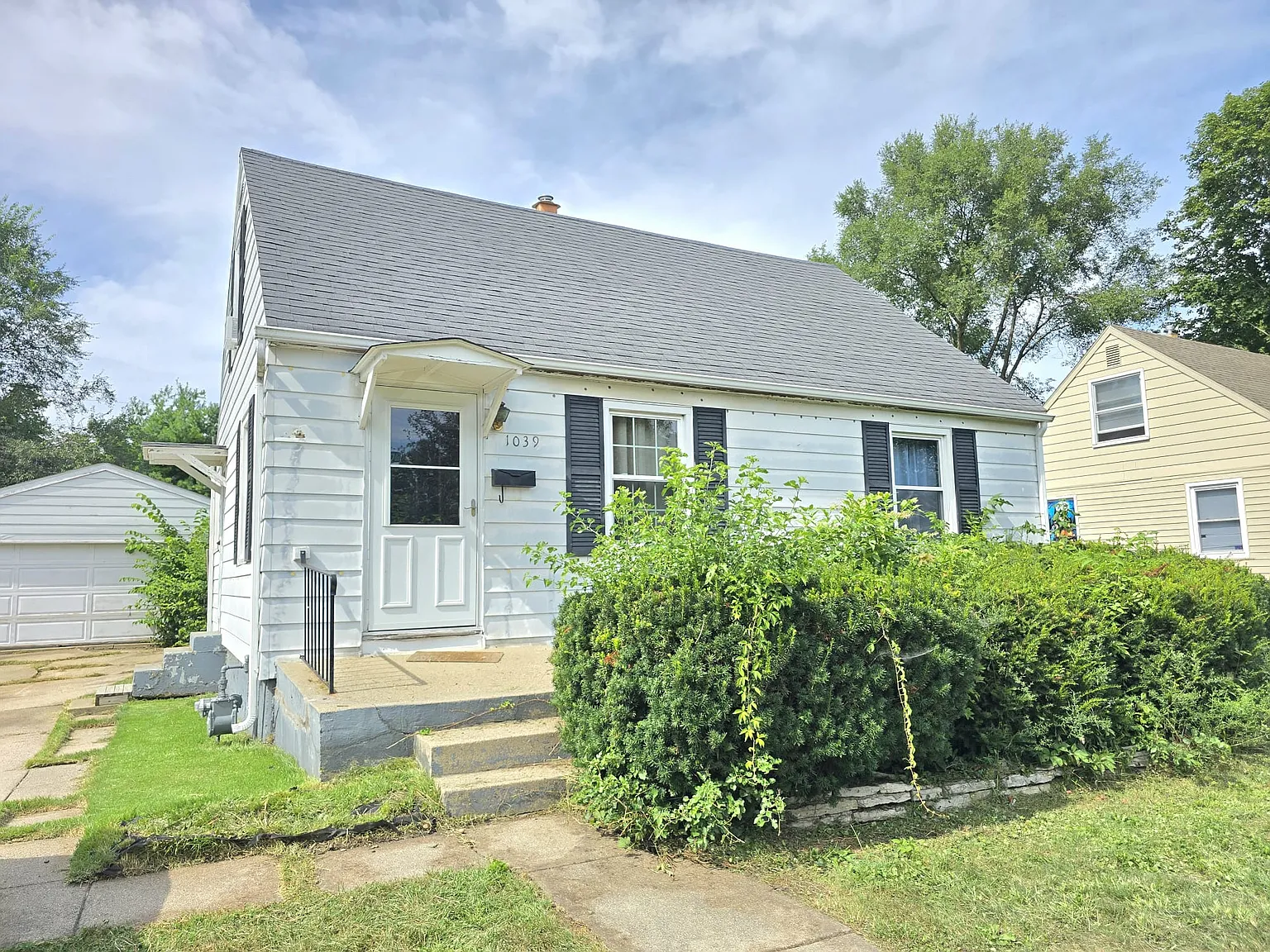 4 bed, 1459 sqft, $1,525 — Photo 1