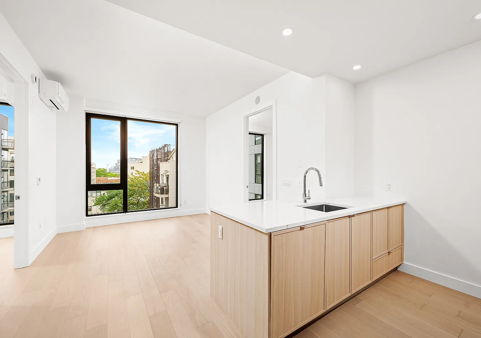 218 Front Street — Photo 2