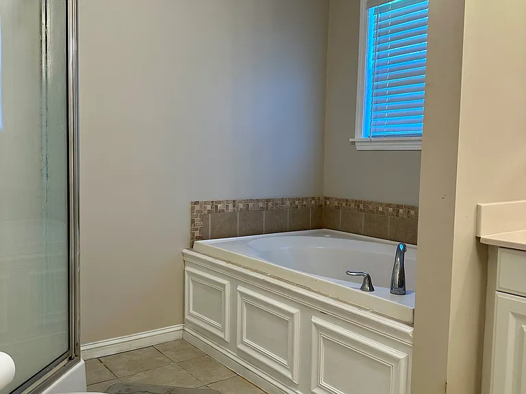 160 Mike Ave — Photo 10