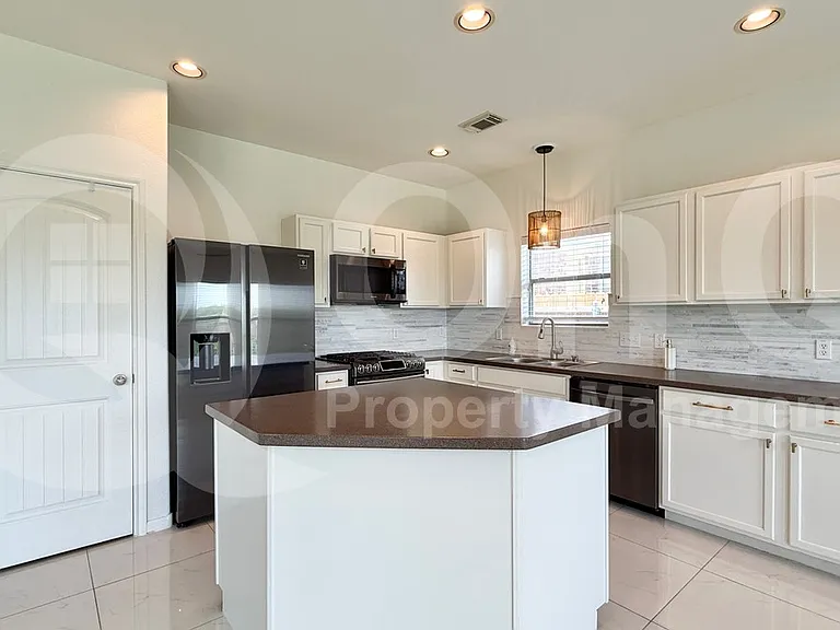 12224 Timber Heights Dr — Photo 4