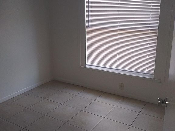 Down stairs bedroom