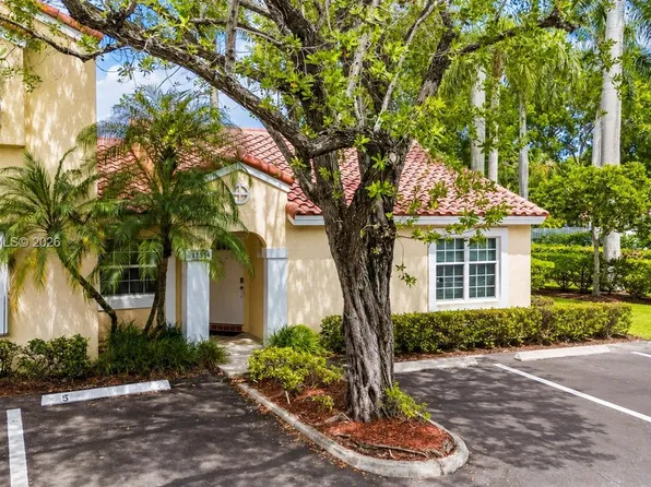 1351 Springside Dr, Weston, FL 33326
