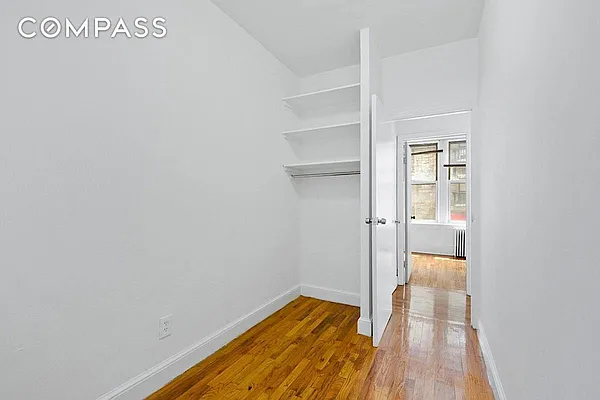 Rented by Compass | media 25