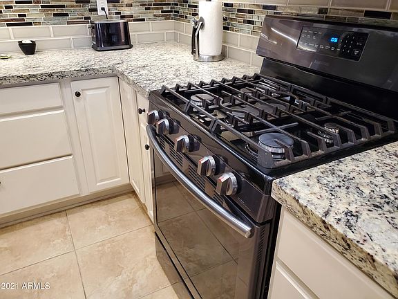 5th image of 16583 W Torrance Ln