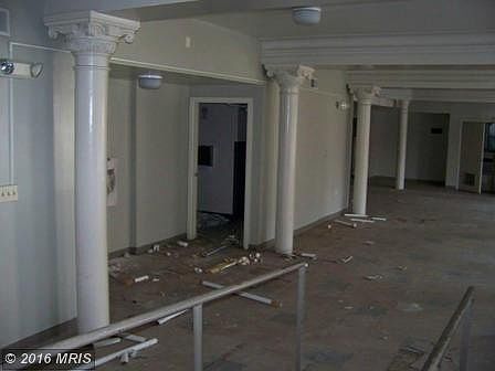 2nd image of 1 N Carey St