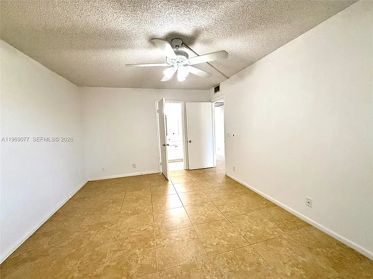13255 SW 9th Ct #402G — Photo 8