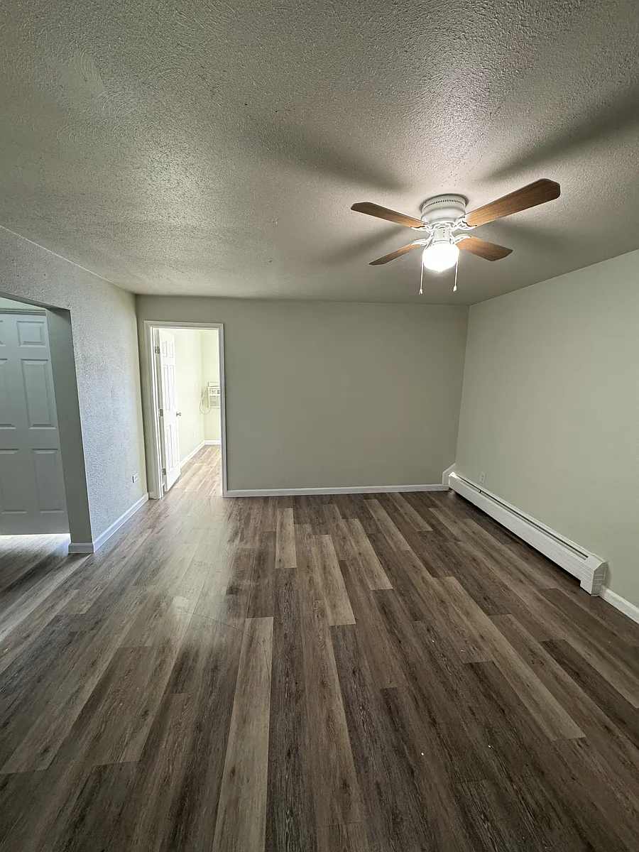Building Photo - 1415 Yosemite St #1
