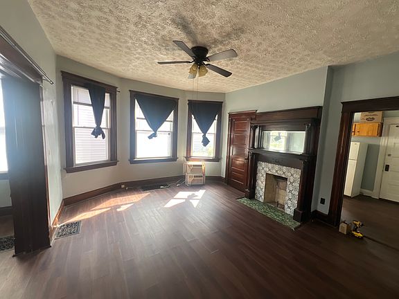 3rd image of 1349 Lincoln Ave #1