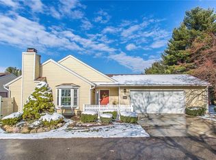 2037 Bretton Pl, Akron, OH
