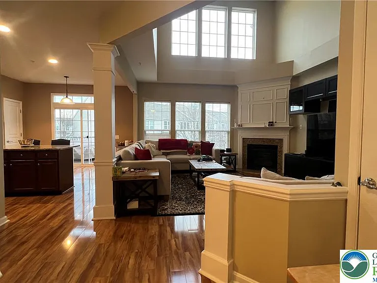 8536 Mayfair Ct — Photo 15
