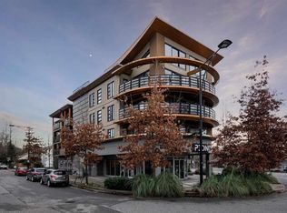 857 W 15th St #309, North Vancouver, BC V7P1M5