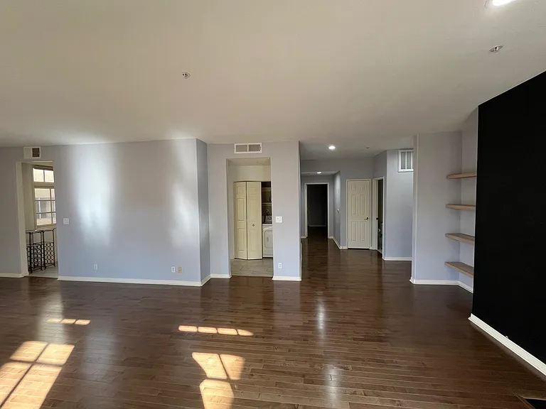 1645 Camden Ave #202 — Photo 3
