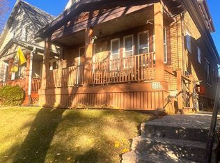2920 N Bremen St, Milwaukee, WI 53212