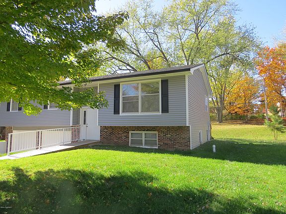 3rd image of 1001 Geneva St