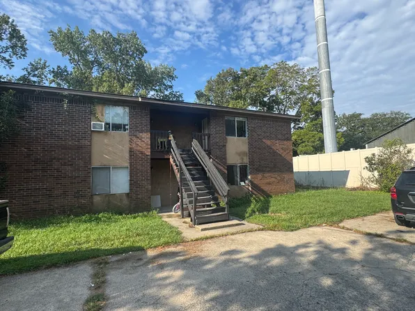 1107 E 57th St #1, Savannah, GA 31404