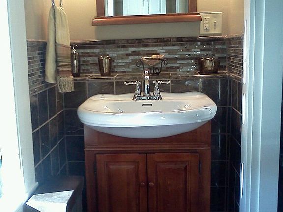 1st Floor 1/2 Bath