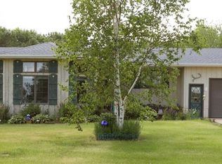 6431 24th Ave NE, Rugby, ND 58368