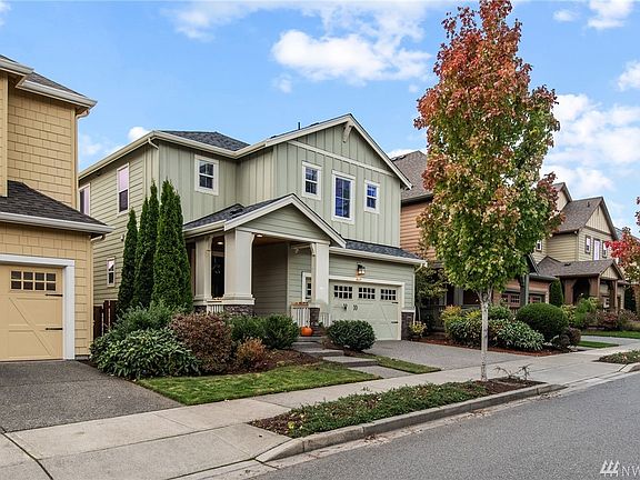 2nd image of 1669 14th Pl NE