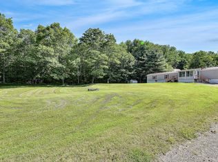 16 Dyer Dr, Augusta, ME 04330