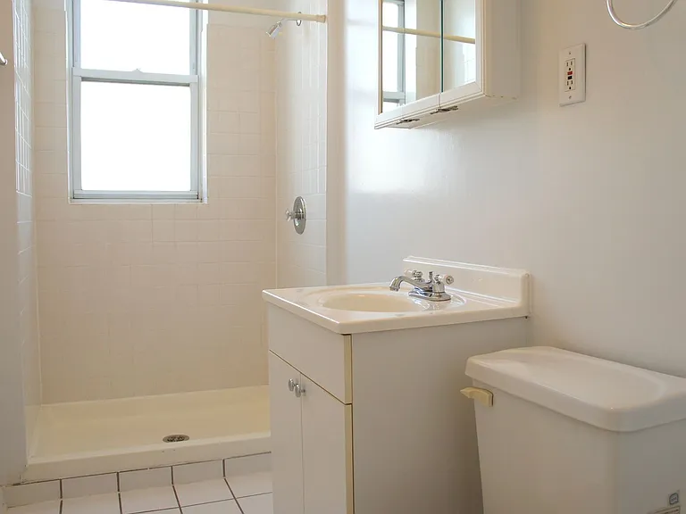 3000 N. Whipple LLC — Photo 31
