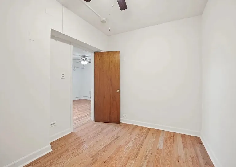 2 br-Interior bedroom