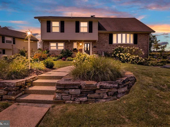 1300 Whitfield Blvd, West Lawn, PA 19609