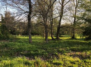 106 Bryton Ct, Burns, TN 37029