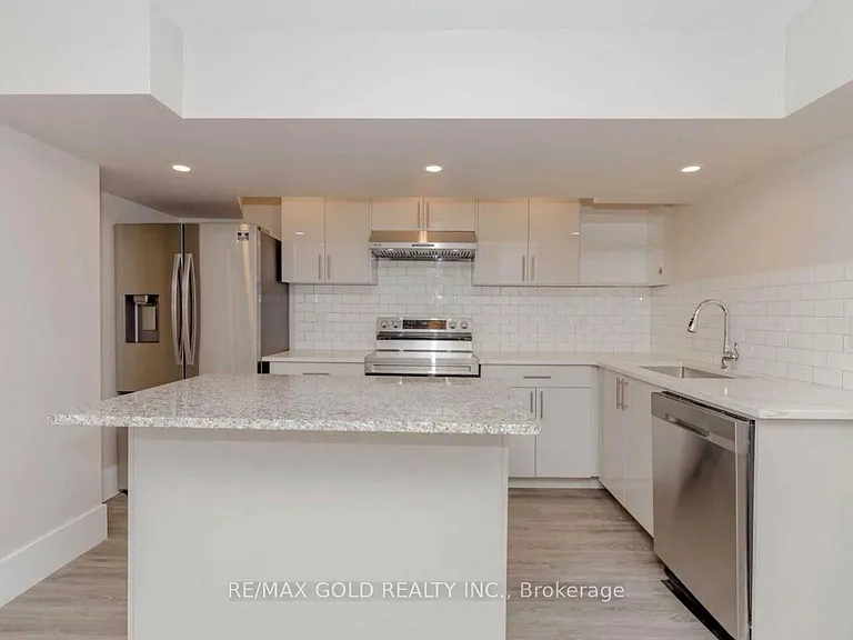 3352 Vernon Powell Dr — Photo 7