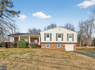 2360 Clearview Ln, Aston, PA 19014