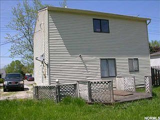 2nd image of 197 Stage Ave
