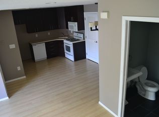 204 Prestwick Way, Edison, NJ 08820