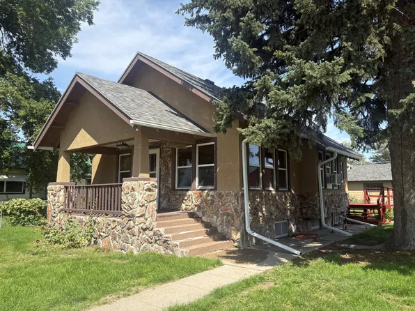 813 Custer St, Hemingford, NE 69348
