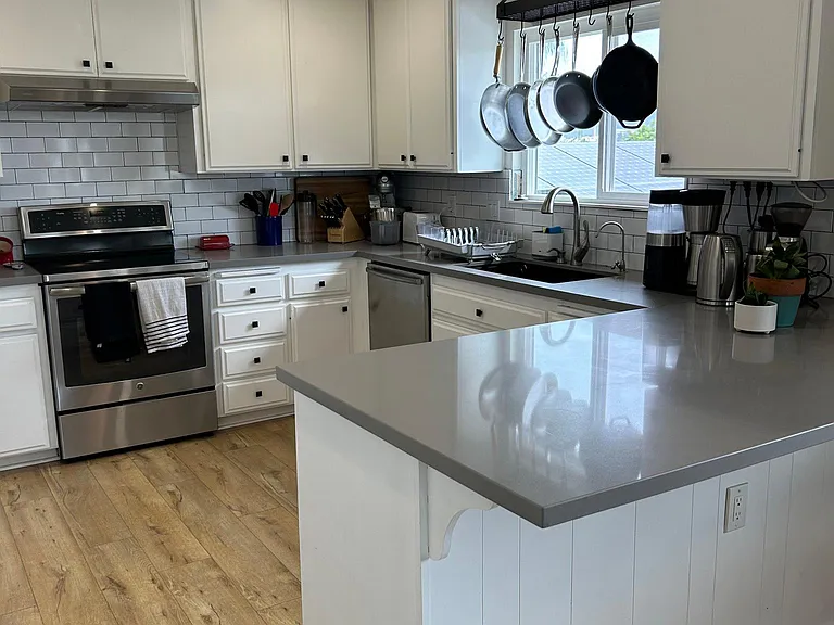 405 Marcos St — Photo 5