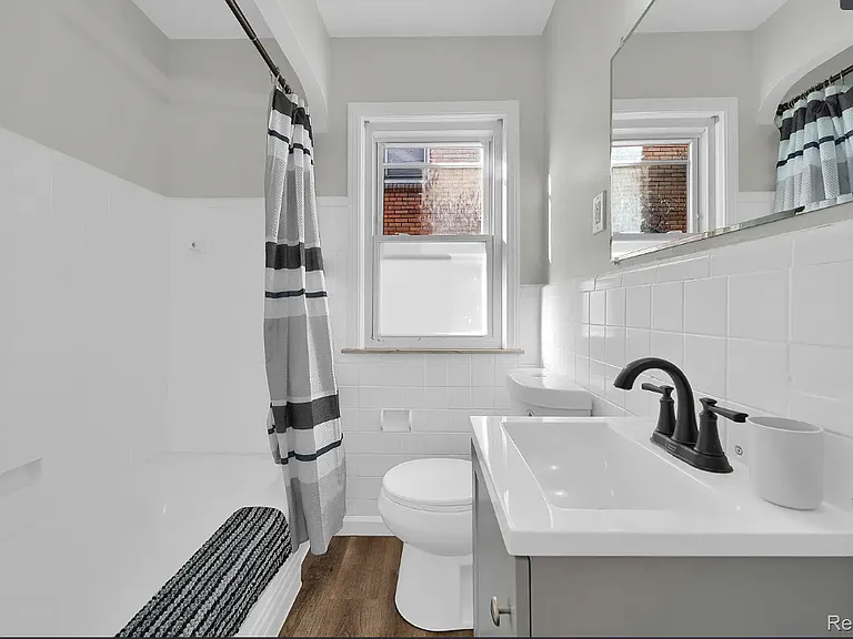 8550 W Outer Dr — Photo 8