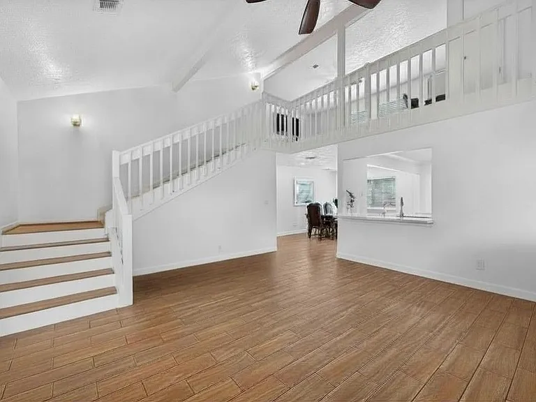 5323 Windsong Trl — Photo 2