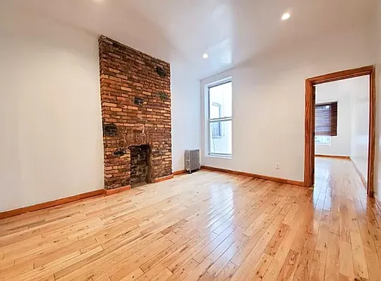 Rented by Blue Egg Realty Corp | media 13